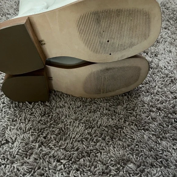 Steve Madden White Riggs Boots - Picture 3 of 3